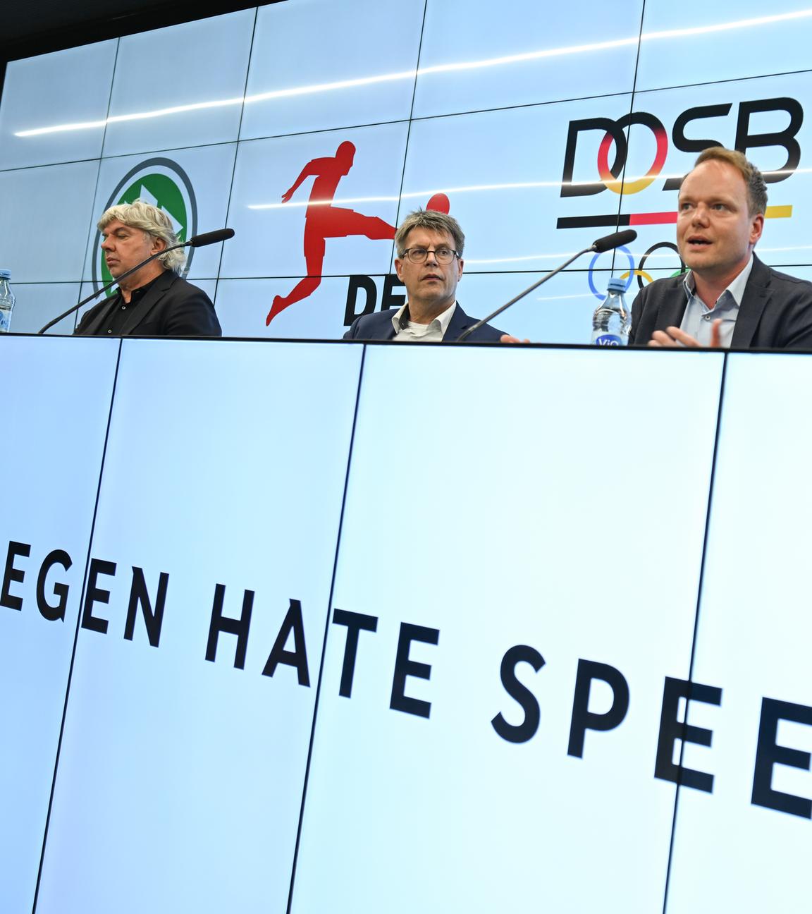 Ronny Zimmermann (DFB), Thomas Weikert (DOSB) und Oberstaatsanwalt Benjamin Krause