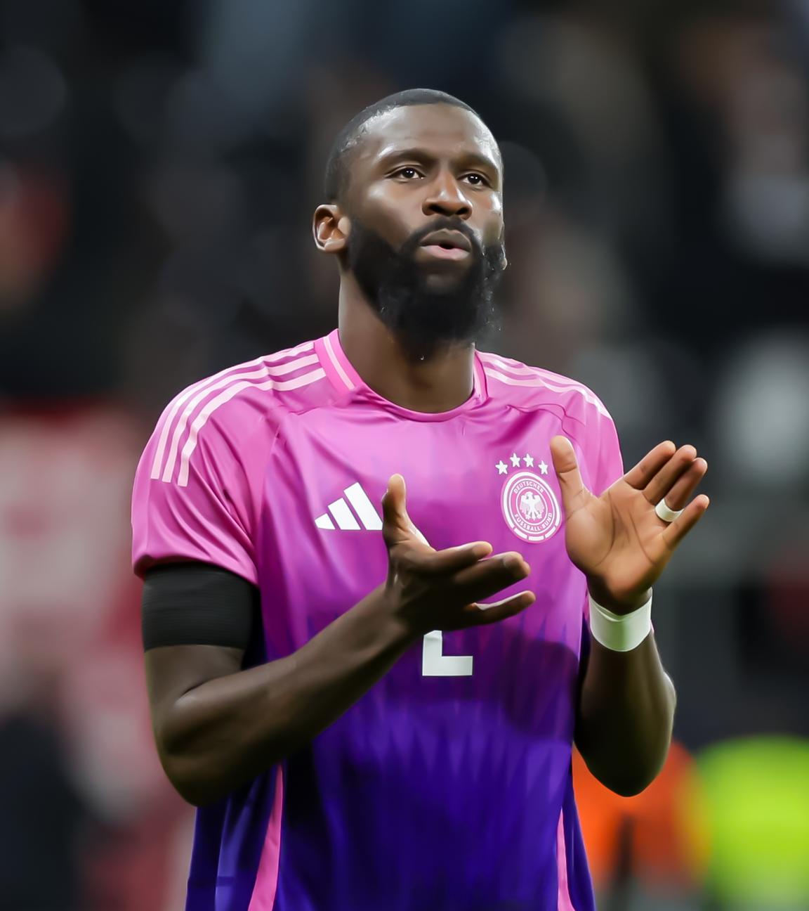 Der deutsche Fußballspieler Antonio Rüdiger nach dem Länderspie Deutschland-Niederlande im März 2024.