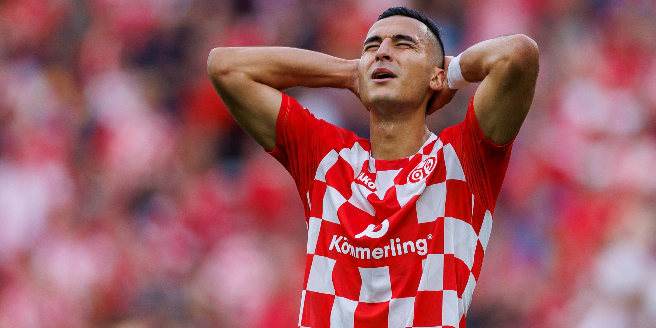 Anwar El Ghazi während des Fußball-Bundesligaspiels zwischen dem 1. FSV Mainz 05 und Bayer 04 Leverkusen in Mainz. (30.09.2023)