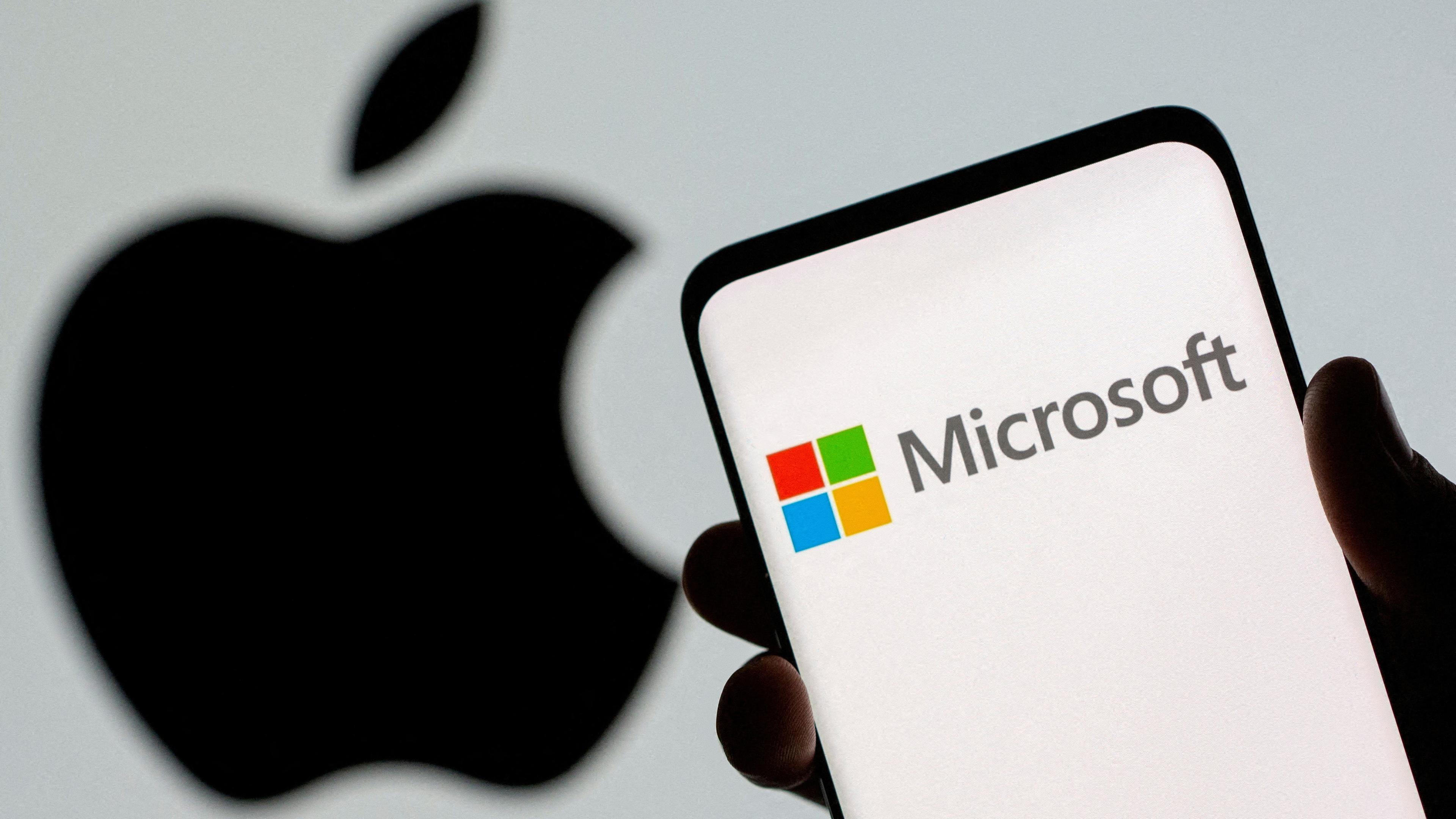 Logos von Apple und Microsoft