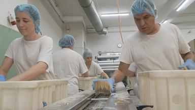 Arbeit in einer Brotfabrik