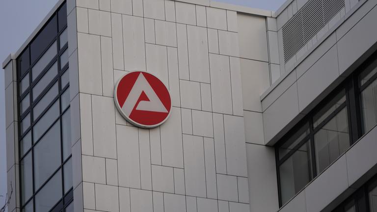 Nordrhein-Westfalen, Düsseldorf: Das Gebäude der Regionaldirektion NRW der Agentur für Arbeit in Düsseldorf.