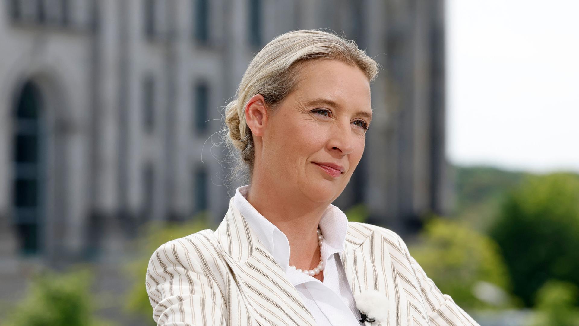 Berlin: Alice Weidel (AfD), Parteivorsitzende, im ARD-Sommerinterview "Bericht aus Berlin"