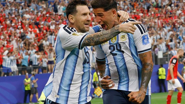 Messi (Argentinien) jubelt.