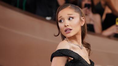 Ariana Grande auf den 83. Golden Globes im Beverly Hilton