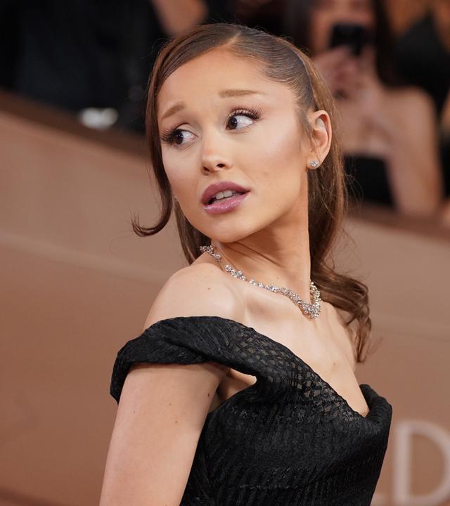 Ariana Grande auf den 83. Golden Globes im Beverly Hilton