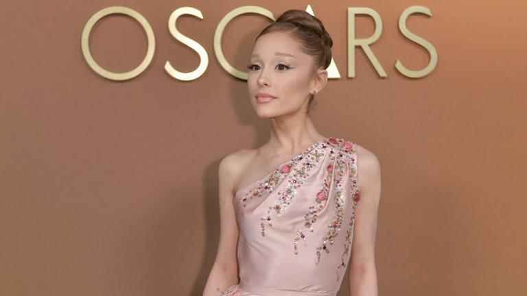 Ariana Grande bei den Governors Awards in Los Angeles am 16. November 2025.