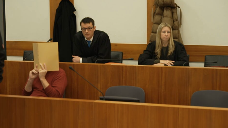 Urteil: Frau mit Armbrust erschossen