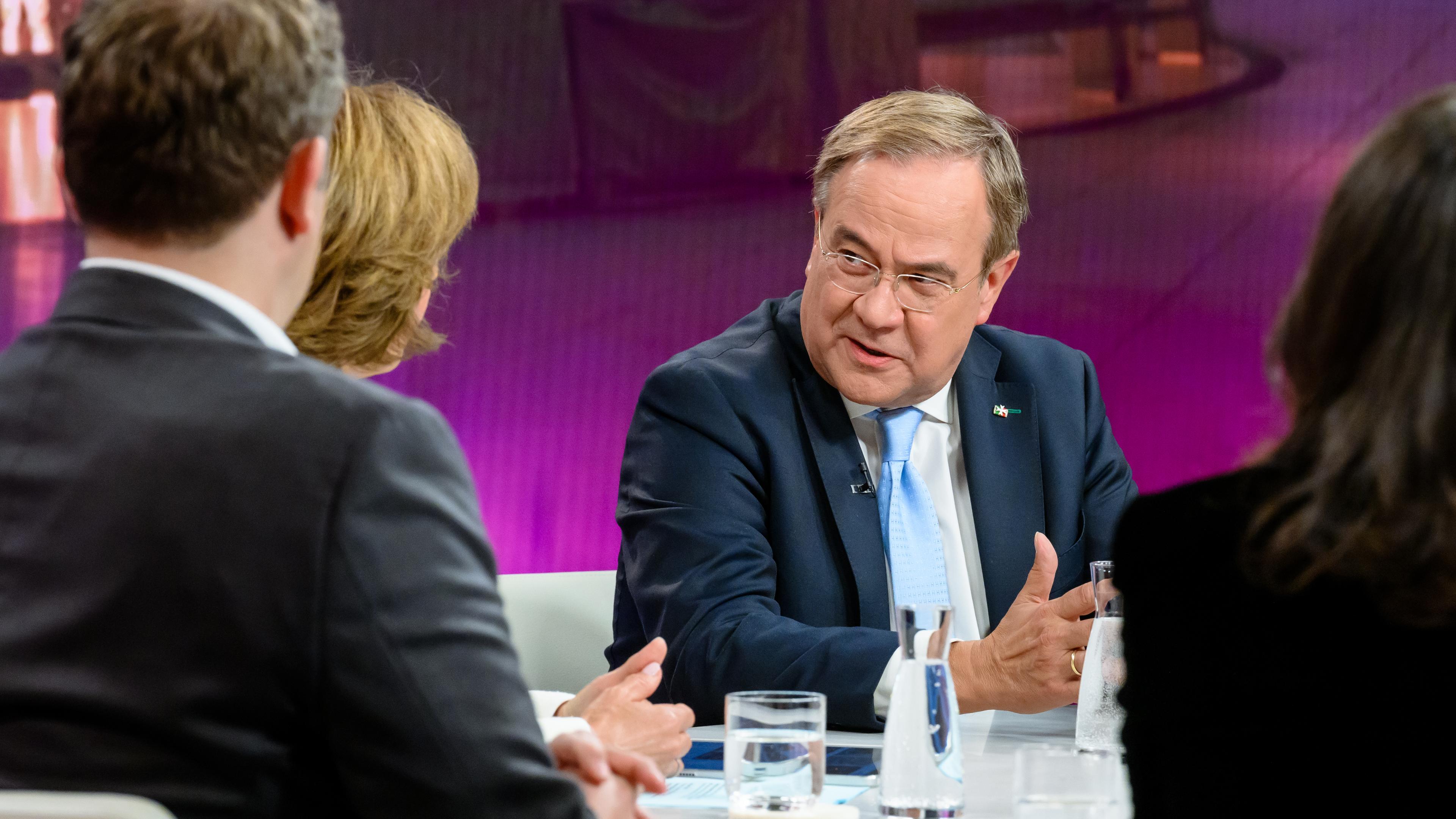 Armin Laschet bei "maybrit illner"