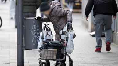 Mehr als 13 Millionen Menschen von Armut bedroht