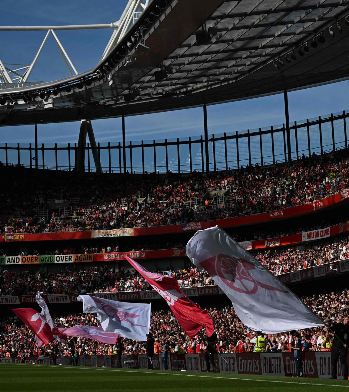 Das volle Stadion von Arsenal London.