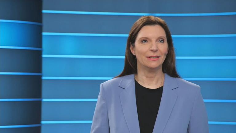 ZDF-Reporterin Inken Klinge im ZDFheute live Studio.