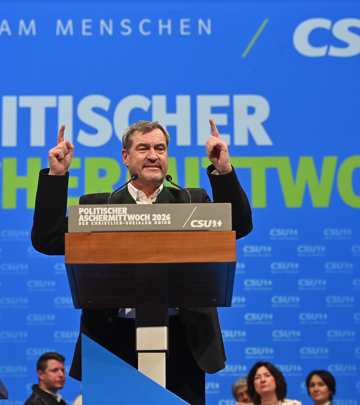 Markus Söder hält eine Rede beim Politischen Aschermittwoch der CSU in Passau.