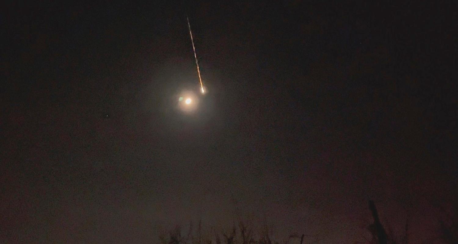 Ein Asteroid  tritt ist in der Nacht am 21.01.2024 nahe Berlin in die Atmosphäre.