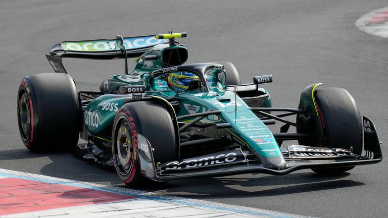 Fernando Alonso im Aston Martin