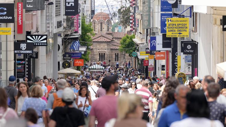 Fußgängerzone in Griechenlands Hauptstadt Athen. (Archiv)