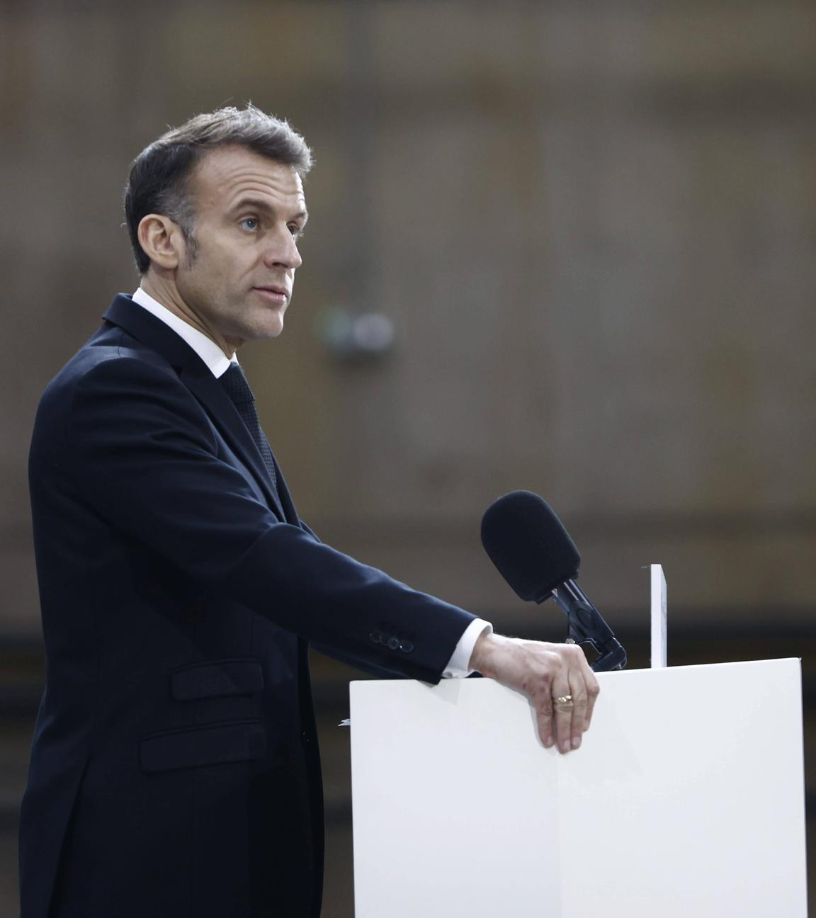 Der französische Präsident Emmanuel Macron hat heute in einer Rede angekündigt, die Anzahl der Atomsprengköpfe zu erhöhen.