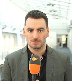 Auf dem Bild ist Daniel Heymann zu sehen.