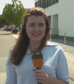 ZDF-Reporterin Nathalie Hasselblatt berichtet aus Düren. 