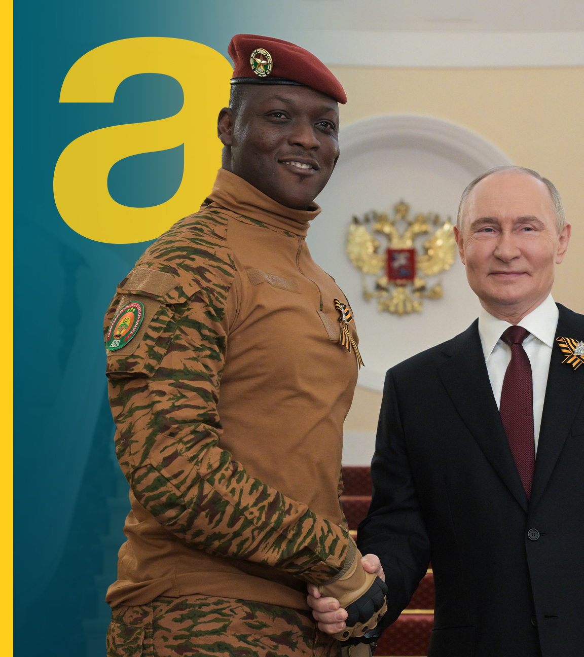 Wladimir Putin steht neben Burkina Fasos Staatschef Ibrahim Traoré