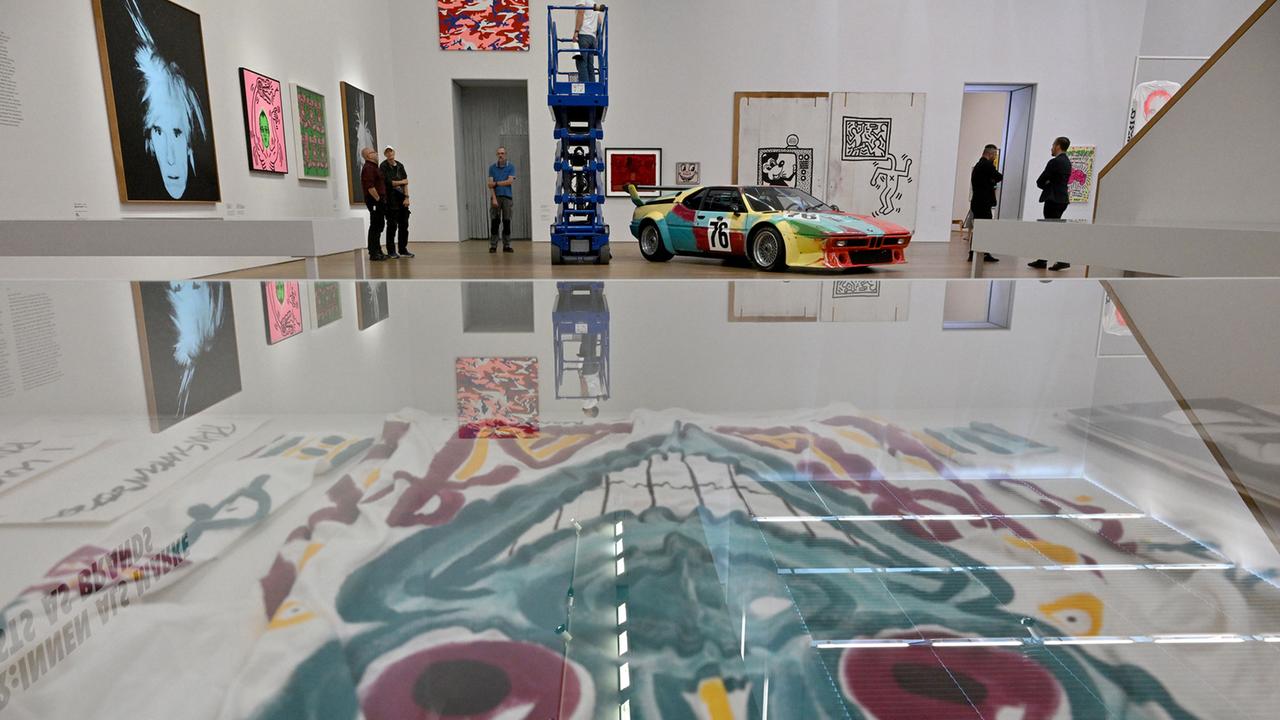 Ausstellung «Andy Warhol & Keith Haring. Party of Life»