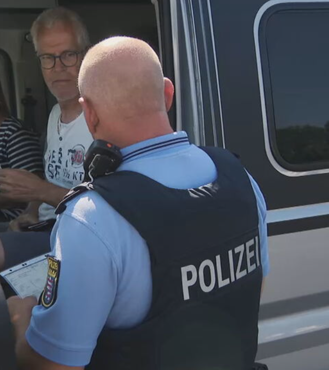 Mit der Polizei auf Urlauber-Kontrolle