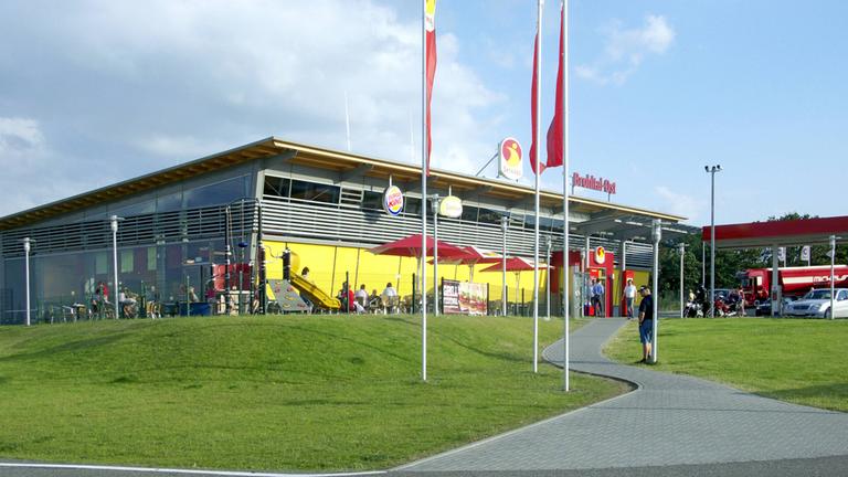 Autobahnraststätte Tank & Rast Brohltal-Ost bei Niederzissen an der Autobahn A 61
