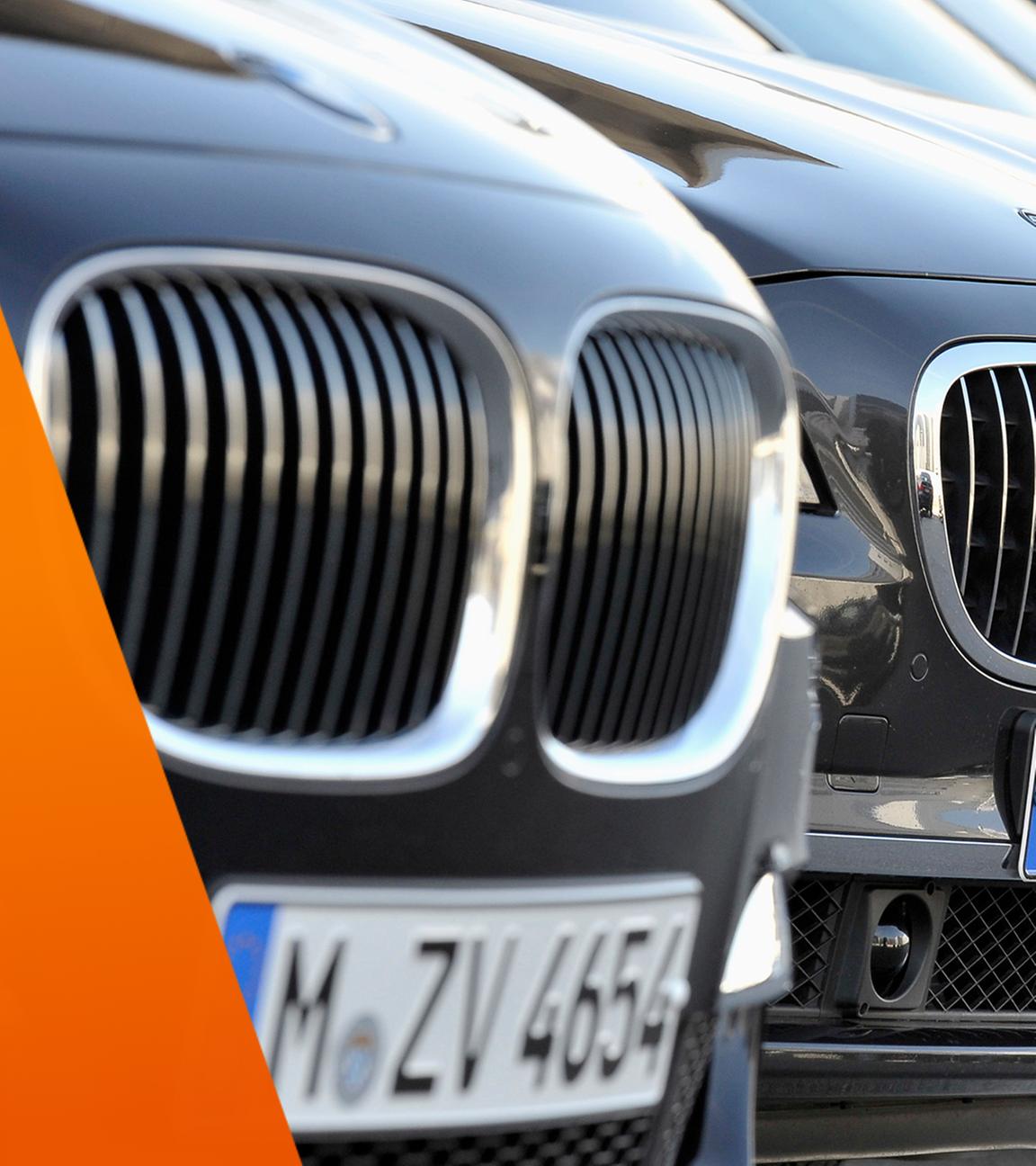 BMW Autos in einer Reihe