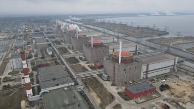 Eine Luftaufnahme des Kernkraftwerk Saporischschja in der Ukraine.