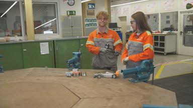 Azubis im Stahlwerk Arcelor Mittal