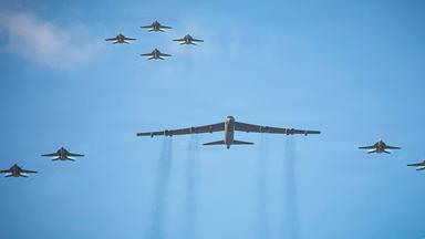 Experte: Welt an der Schwelle zu nuklearem Rüstungswettlauf