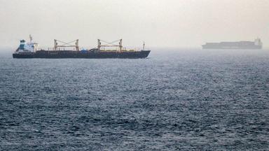 Ein Schiff in der Meerenge Bab el-Mandeb (Achrivbild)
