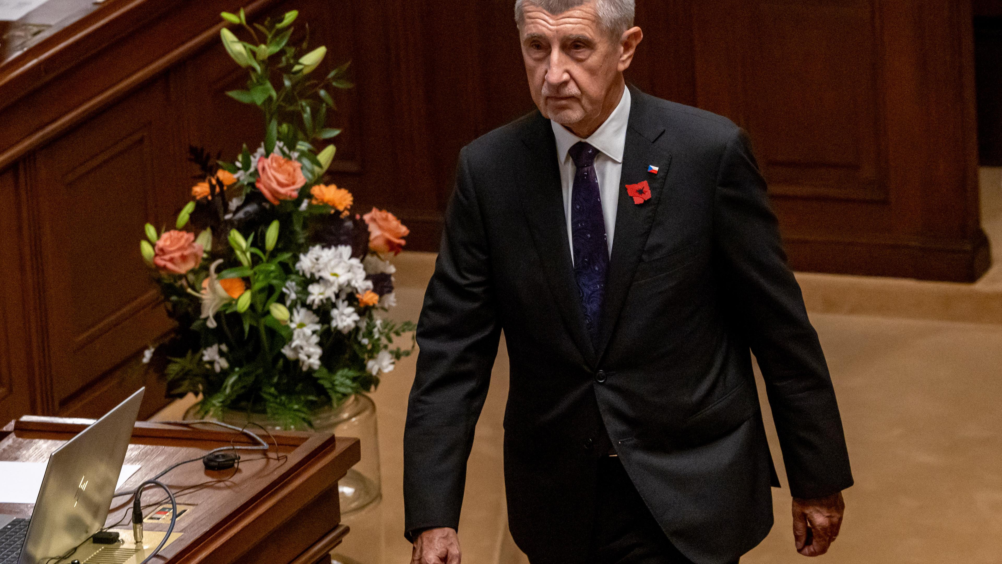 Andrej Babis nimmt an der ersten Sitzung der neuen Abgeordnetenkammer in Prag, Tschechische Republik, teil.