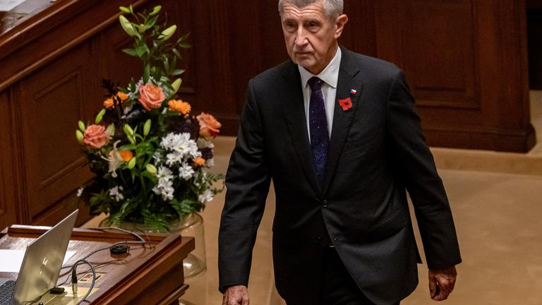 Andrej Babis nimmt an der ersten Sitzung der neuen Abgeordnetenkammer in Prag, Tschechische Republik, teil.