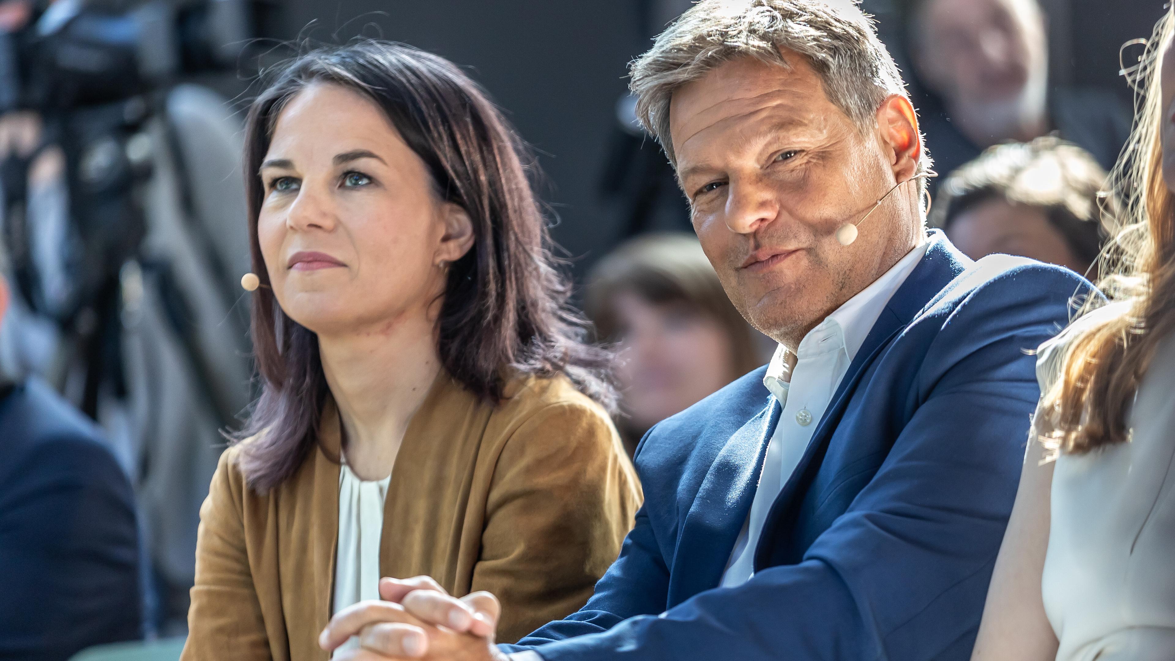 Annalena Baerbock und Robert Habeck