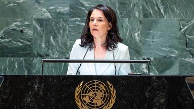Bundesaußenministerin Annalena Baerbock spricht bei der 79. Generaldebatte der UN-Vollversammlung in New York.