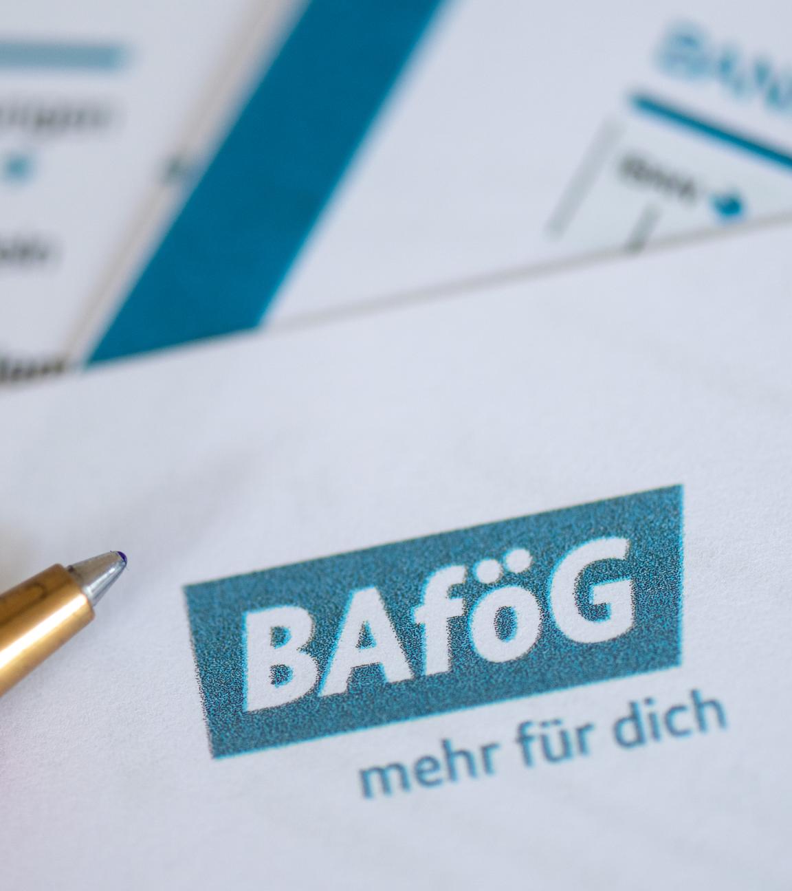 Ein Bescheid zu einem BAföG-Antrag.