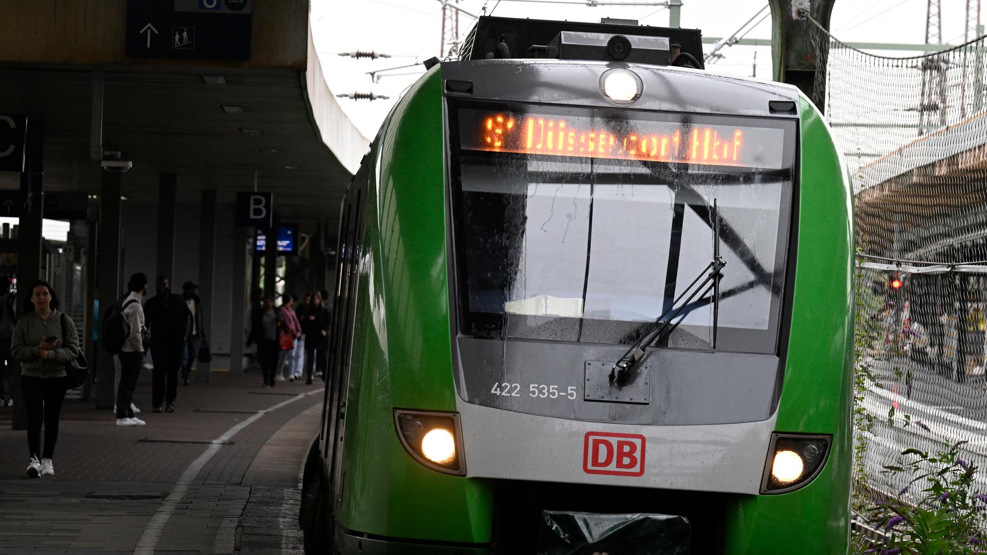 Die Bahnstrecke Duisburg-Düsseldorf ist wieder freigegeben