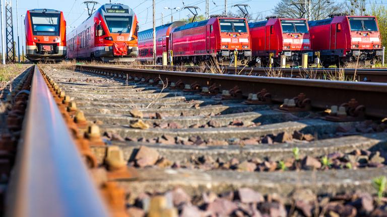 Kommission für Trennung von Bahn und Schiene