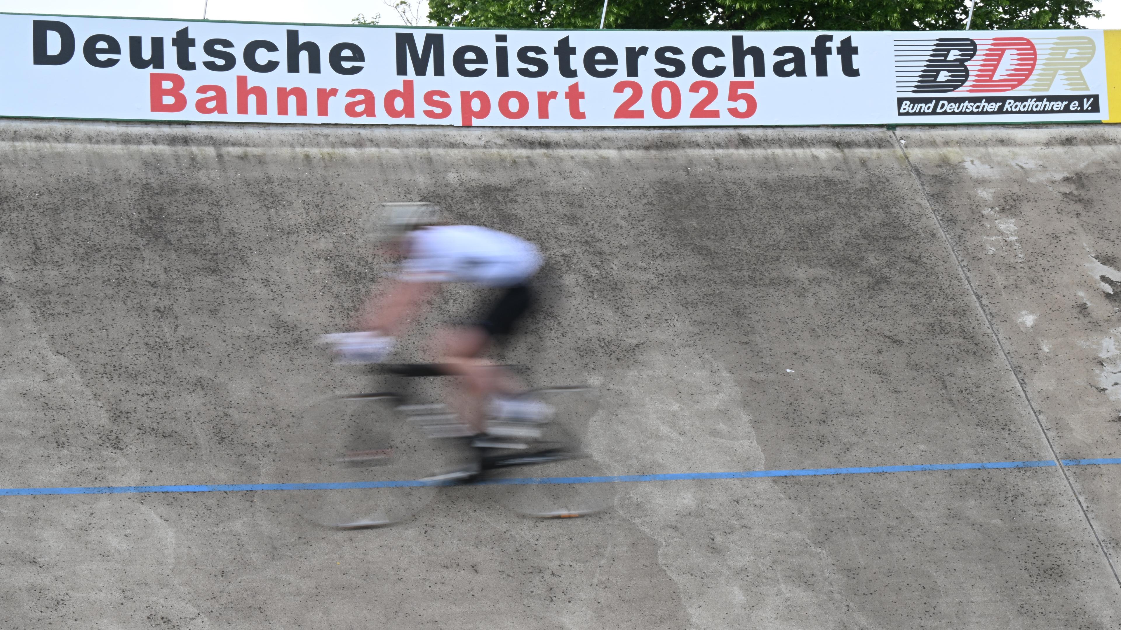 Deutsche Meisterschaft im Bahnradsport in Dudenhofen.