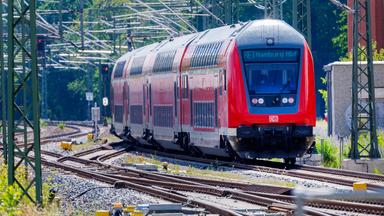 Bahnstrecke Berlin-Hamburg nach Bauarbeiten.