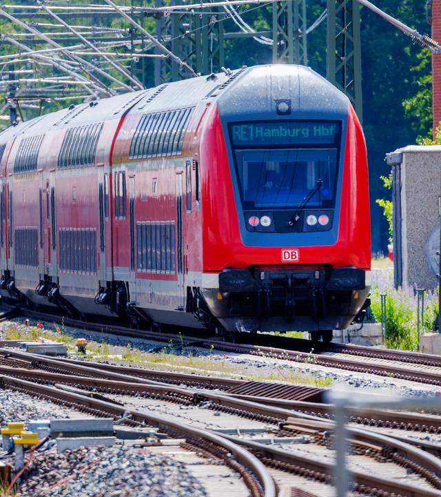 Bahnstrecke Berlin-Hamburg nach Bauarbeiten.