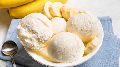 Bananeneis und Bananen