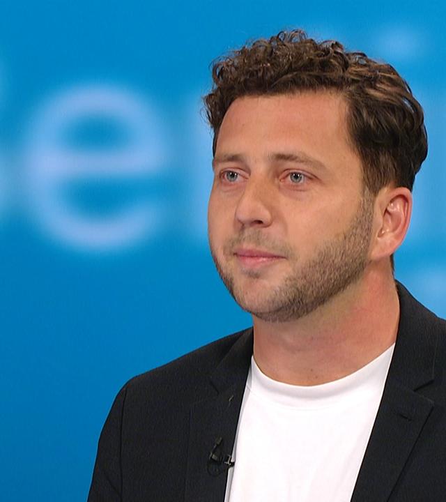 Grünen-Chef Felix Banaszak im Gespräch mit Berlin Direkt Moderator Daniel Pontzen