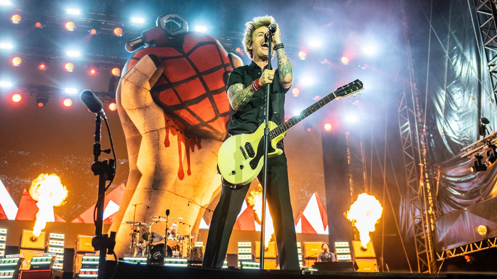 Green Day - The Saviors Tour 
