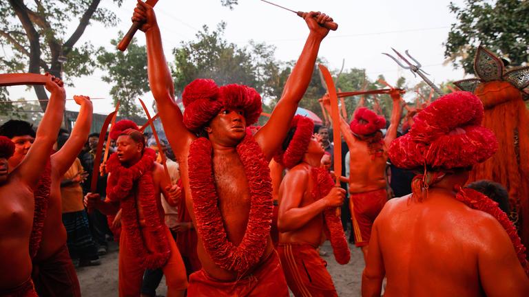 Bangladesch, Munshiganj: Lal Kach Festival