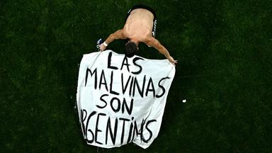 UK Demands FIFA Probe Over Argentina Players' Political Gesture