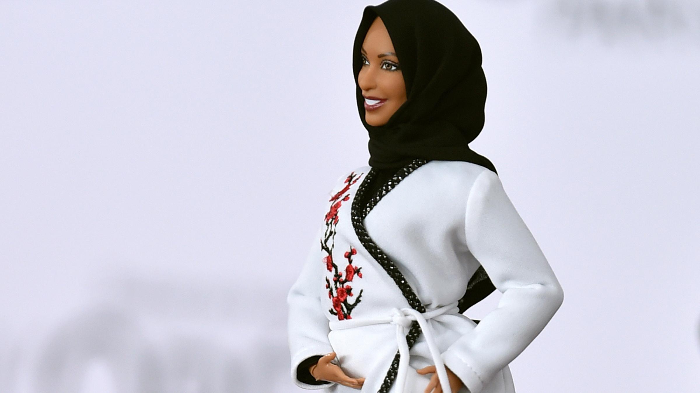 Barbie mit Kopftuch