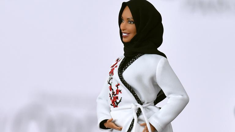 Barbie mit Kopftuch