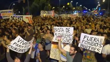 Zehntausende potestieren gegen die Wohnungsnot in Barcelona